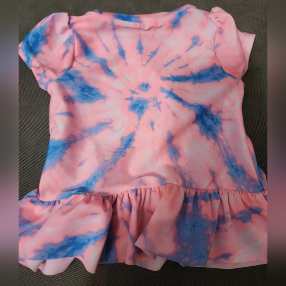 Lot of 2 - Girls Cat & Jack Shirt and shorts Size 2T - Picture 3 of 5